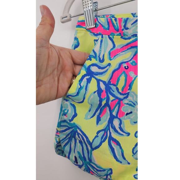 Lilly Pulitzer Adie Shorts Size 00 Summer Comfort Beach Casual - Picture 3 of 6